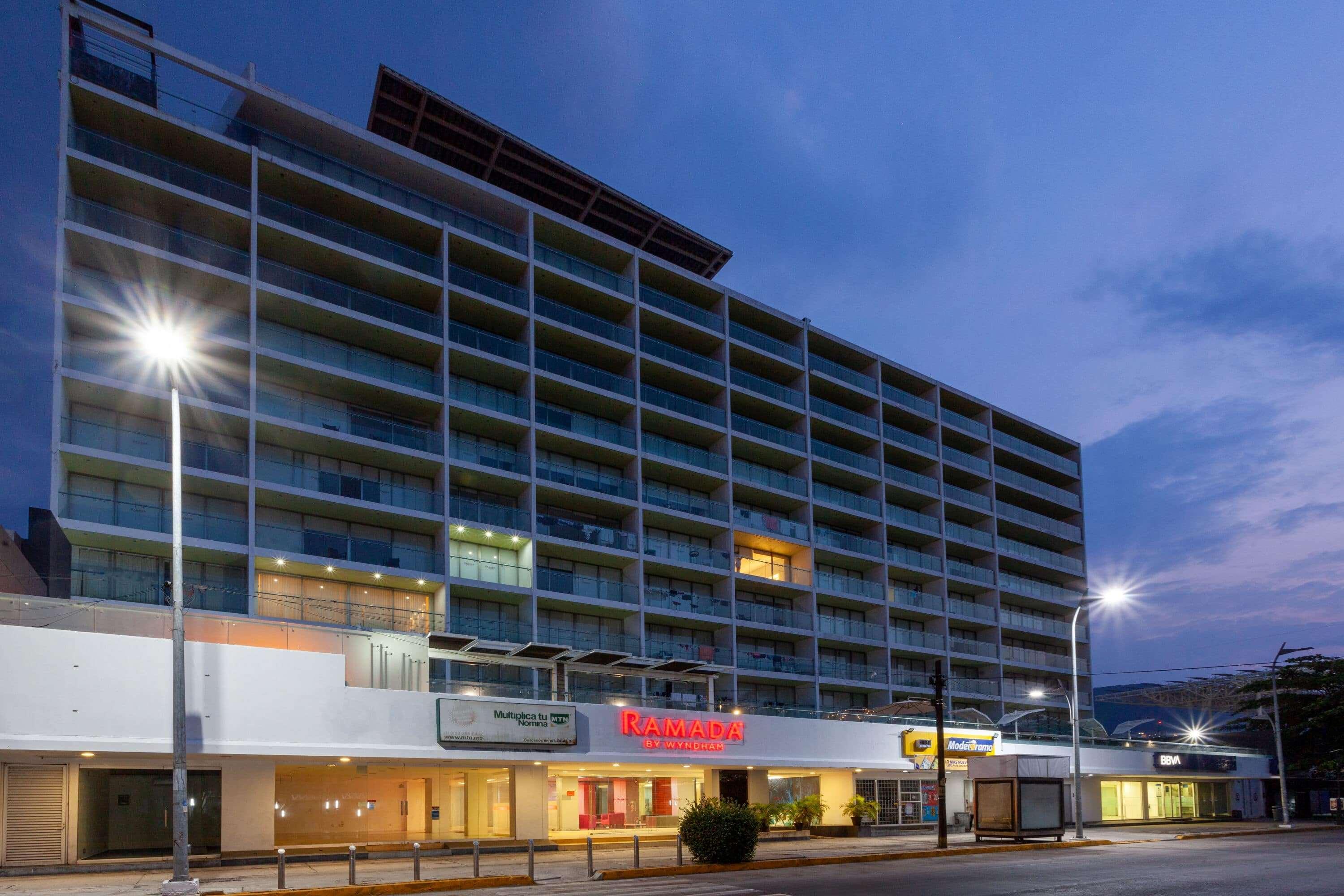 Ramada By Wyndham Acapulco Hotel & Suites Ngoại thất bức ảnh